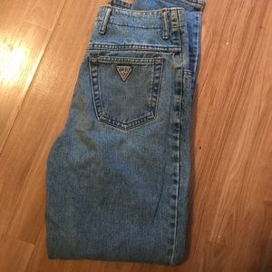 90’s vintage Guess mom blue jeans - size 32